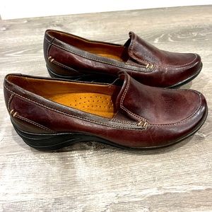 Women’s Hush Puppies leather loafers